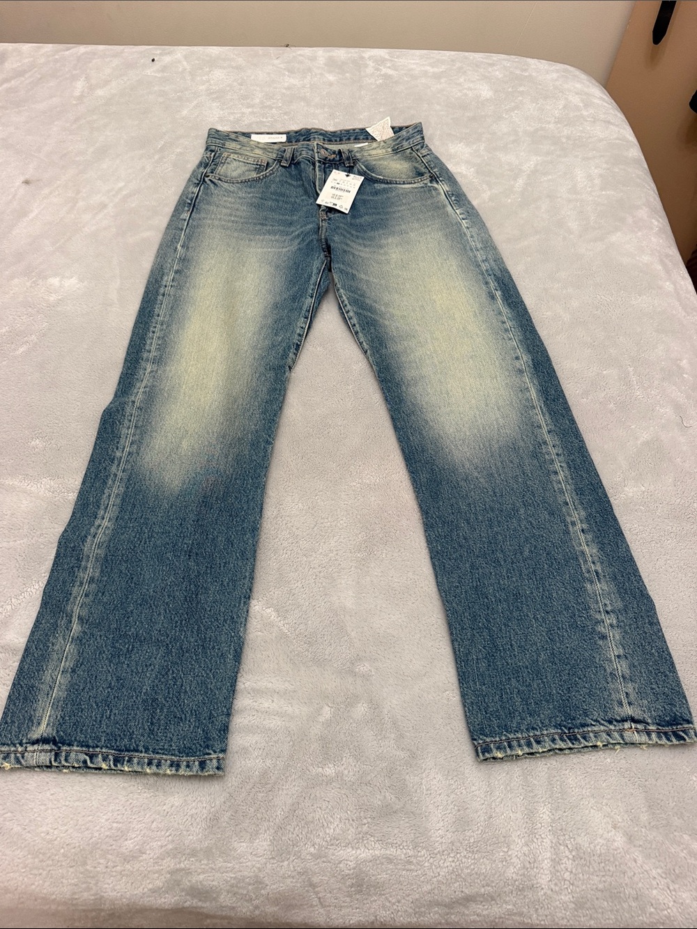 Zara Men's Light Blue Bootcut Jeans with Faded Front